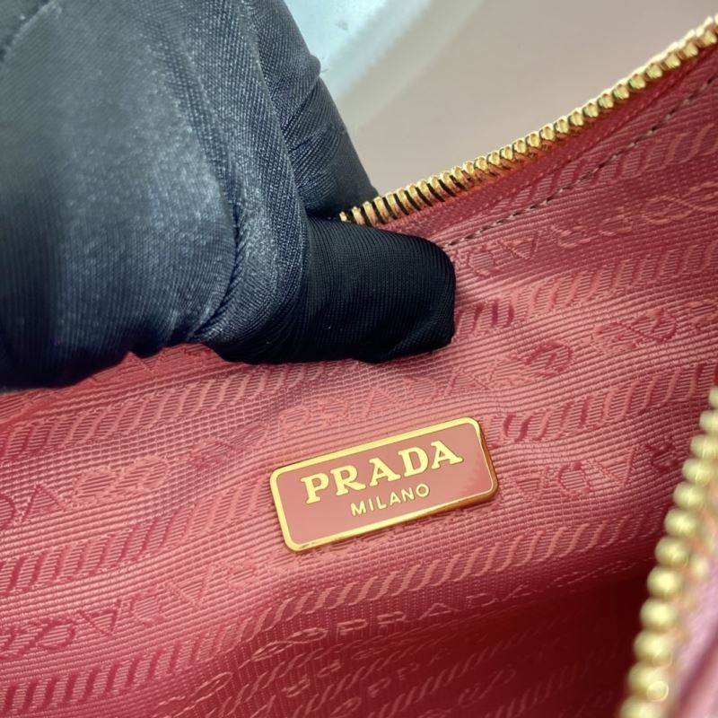 Pra*a hobo bags